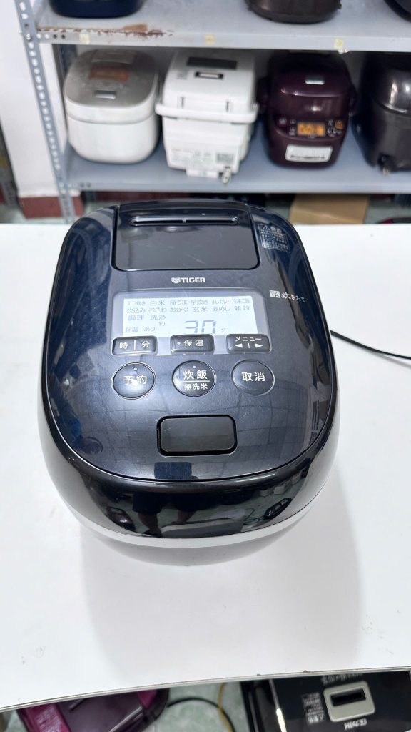 Nồi cơm điện cao tần